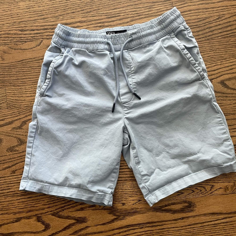 Zara men’s S light blue shorts